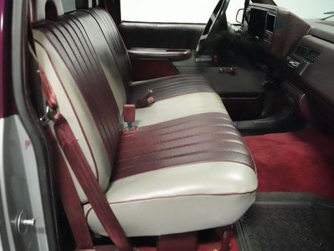 Used 1994 Chevrolet Silverado 1500 2WD Regular Cab image 40