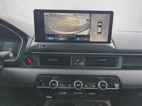 New 2026 Honda Pilot Touring image 16