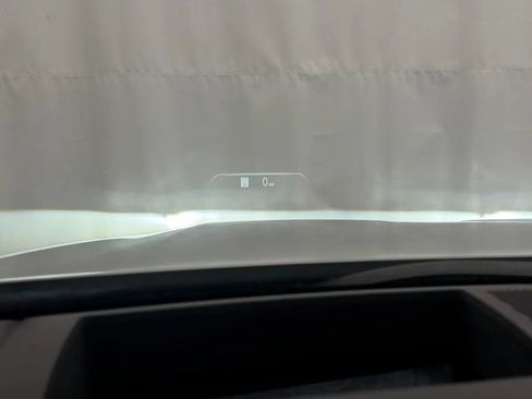 Used 2024 BMW 530i xDrive AWD/4WD image 11