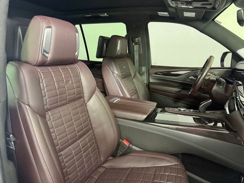 Used 2021 Cadillac Escalade Sport Platinum image 16