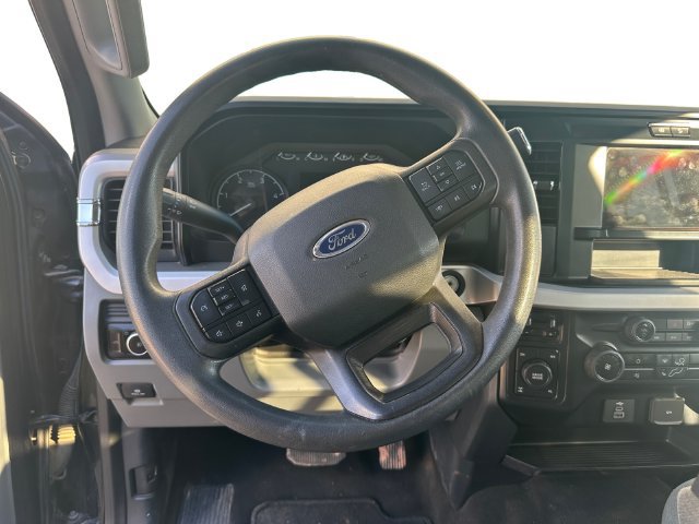 Used 2025 Ford F250 XLT w/ FX4 Off-Road Package AWD/4WD image 12