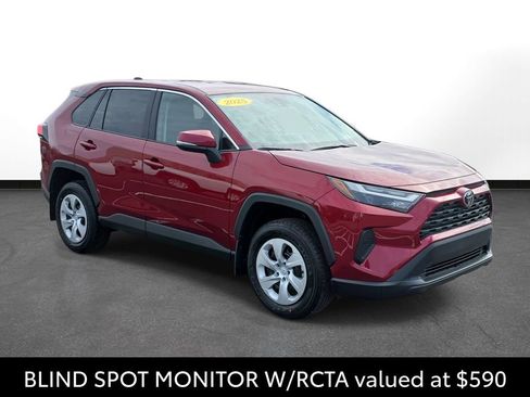 Used 2025 Toyota RAV4 LE image 3
