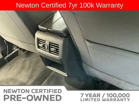 Used 2023 Nissan Rogue S FWD image 17