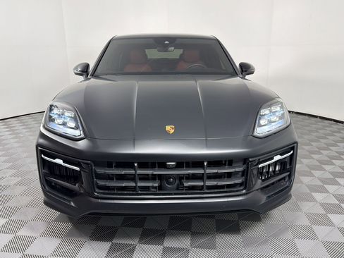 Certified 2026 Porsche Cayenne S AWD/4WD image 6