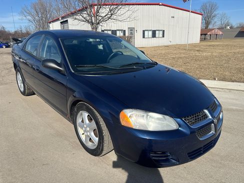 Used 2006 Dodge Stratus SXT image 25