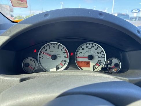 Used 2015 Nissan Frontier Desert Runner RWD image 9