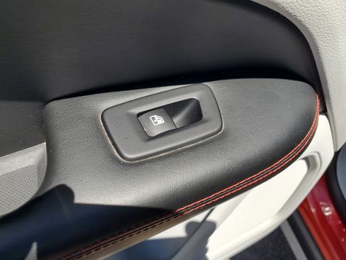 Used 2017 Jeep Compass Limited image 39