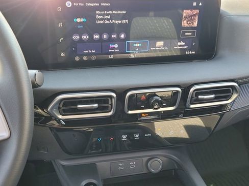 New 2026 Nissan Sentra SV w/ Floor Mat Package FWD image 13