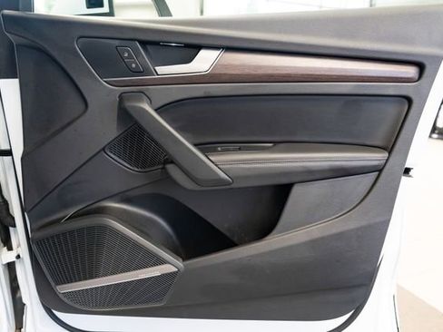 Used 2021 Audi Q5 2.0T Premium Plus w/ Premium Plus Package image 28