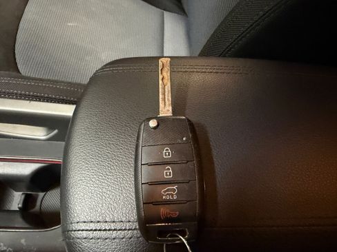 Used 2015 Kia Sportage LX image 29