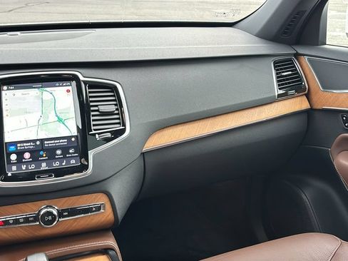 Used 2023 Volvo XC90 B6 Plus w/ Protection Package AWD/4WD image 8