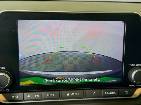 Used 2023 Nissan Rogue SV FWD image 19