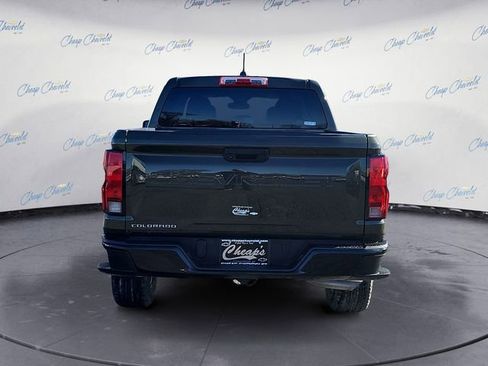 Used 2023 Chevrolet Colorado W/T image 4