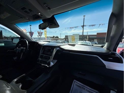 Used 2019 GMC Yukon XL SLT AWD/4WD image 6