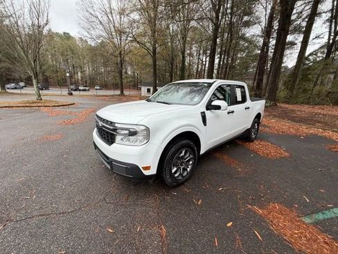 Certified 2022 Ford Maverick XLT w/ XLT Luxury Package image 9