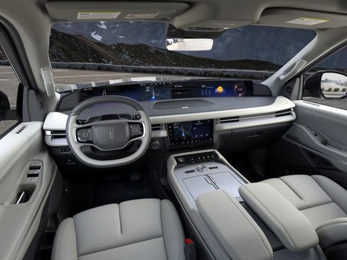New 2025 Lincoln Navigator Reserve image 9