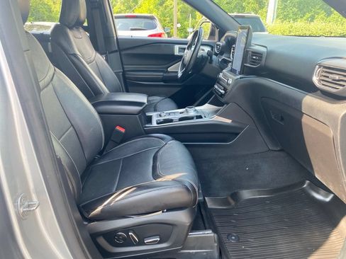Used 2020 Ford Explorer ST w/ ST High-Performance Pack AWD/4WD image 48