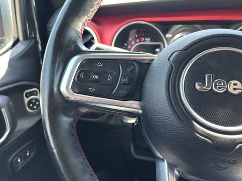 Used 2019 Jeep Wrangler Unlimited Rubicon w/ Cold Weather Group AWD/4WD image 36