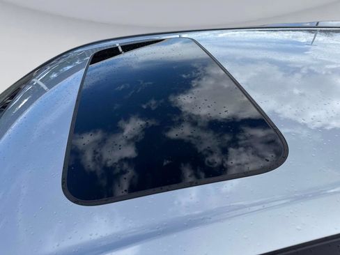 Certified 2023 Honda CR-V EX image 33