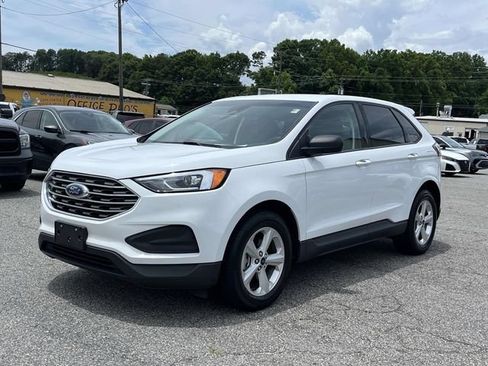 Used 2020 Ford Edge SE FWD image 9
