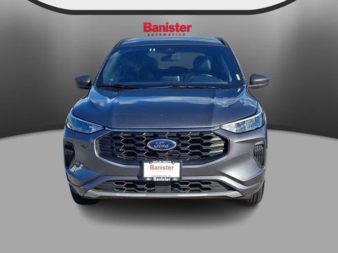 Used 2024 Ford Escape ST-Line image 2