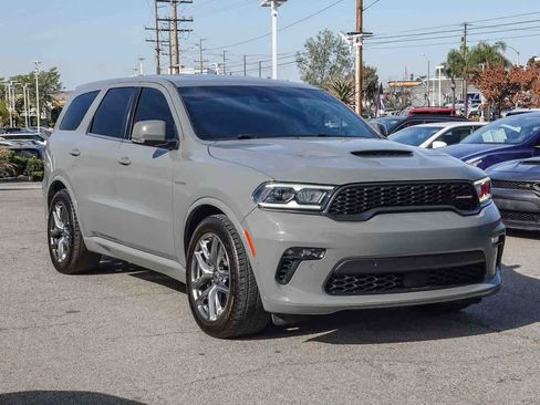 Certified 2022 Dodge Durango R/T w/ Tow 'N Go Package image 3