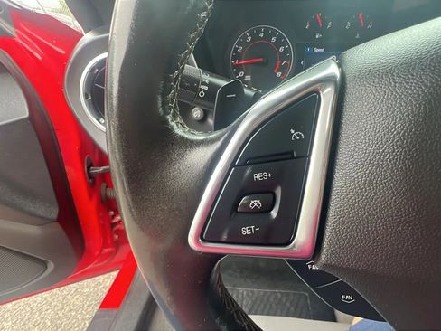 Used 2020 Chevrolet Camaro LT image 14