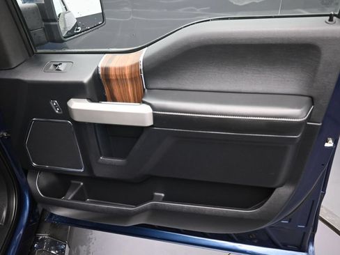 Used 2017 Ford F150 Lariat AWD/4WD image 31