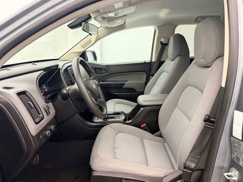 Used 2021 Chevrolet Colorado W/T w/ Custom Special Edition image 18