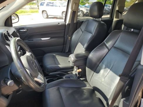 Used 2015 Jeep Compass High Altitude AWD/4WD image 16