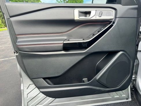 Certified 2023 Ford Explorer ST-Line w/ Class IV Trailer Tow Package AWD/4WD image 16