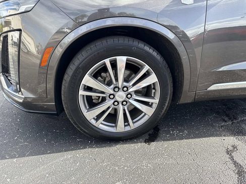 Used 2020 Cadillac XT6 Premium Luxury image 10