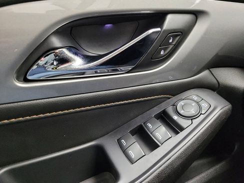 Used 2020 Chevrolet Traverse LT AWD/4WD image 27