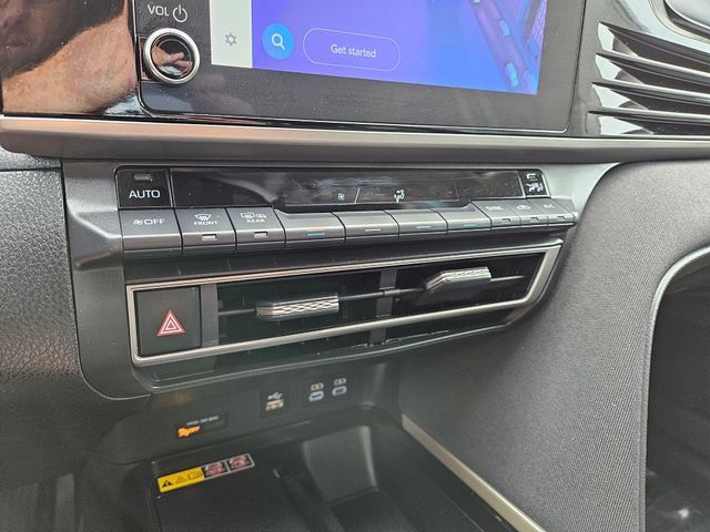 Used 2025 Toyota Camry LE FWD image 29