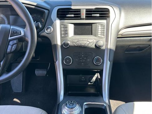 Used 2019 Ford Fusion S FWD image 16