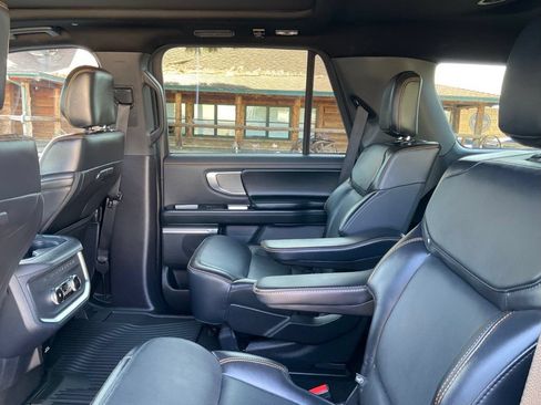 Used 2025 Ford Expedition Tremor AWD/4WD image 26