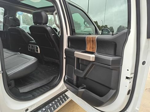 Used 2018 Ford F150 Lariat AWD/4WD image 22