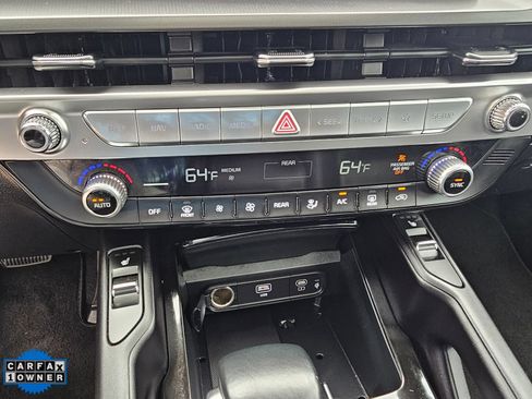 Used 2025 Kia Telluride S AWD/4WD image 23