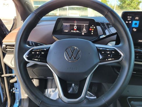 Used 2023 Volkswagen ID.4 2WD image 34