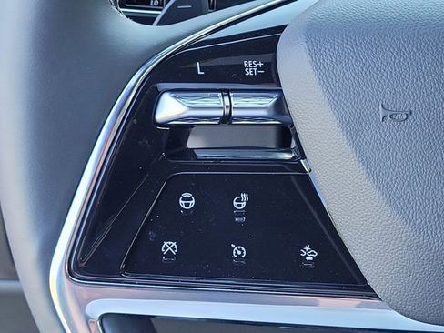 New 2025 Cadillac Escalade Premium Luxury image 24