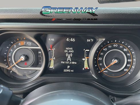 Used 2024 Jeep Wrangler Sport AWD/4WD image 31