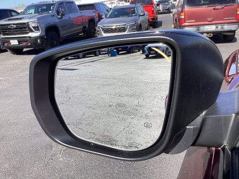 Used 2024 Jeep Grand Cherokee Laredo X image 30