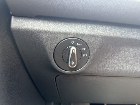 Used 2025 Volkswagen Jetta S FWD image 29
