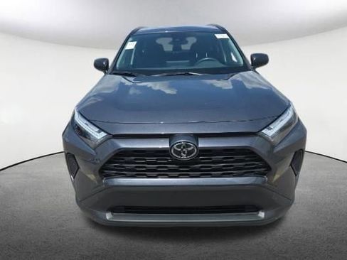 Used 2025 Toyota RAV4 LE AWD/4WD image 2