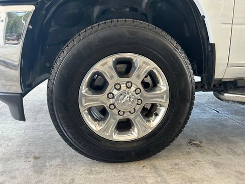 Used 2024 RAM 2500 Big Horn AWD/4WD image 13