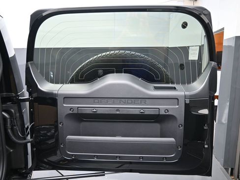 New 2026 Land Rover Defender 110 OCTA AWD/4WD image 15
