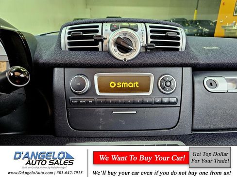 Used 2014 smart fortwo passion image 21