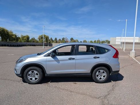 Used 2015 Honda CR-V LX image 6