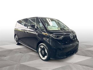 New 2025 Volkswagen ID. Buzz Pro S video 2