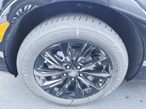 New 2026 Buick Envista Sport Touring w/ Convenience I Package FWD image 17